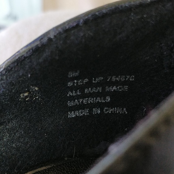 Black Pointed Toe Heels with Side Cut Out - Picture 9 of 9